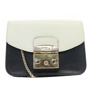 フルラ(Furla)のフルラ メトロポリス バイカラー チェーンショルダーバッグ レザー 白 黒(ショルダーバッグ)