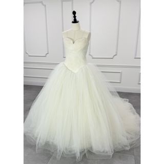 ヴェラウォン VERA WANG BRIDE Ballerina プリンセスライン ウェディングドレス アイボリー(ウェディングドレス)