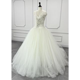 ヴェラウォン VERA WANG BRIDE Lisa プリンセスライン ウェディングドレス アイボリーホワイト(ウェディングドレス)