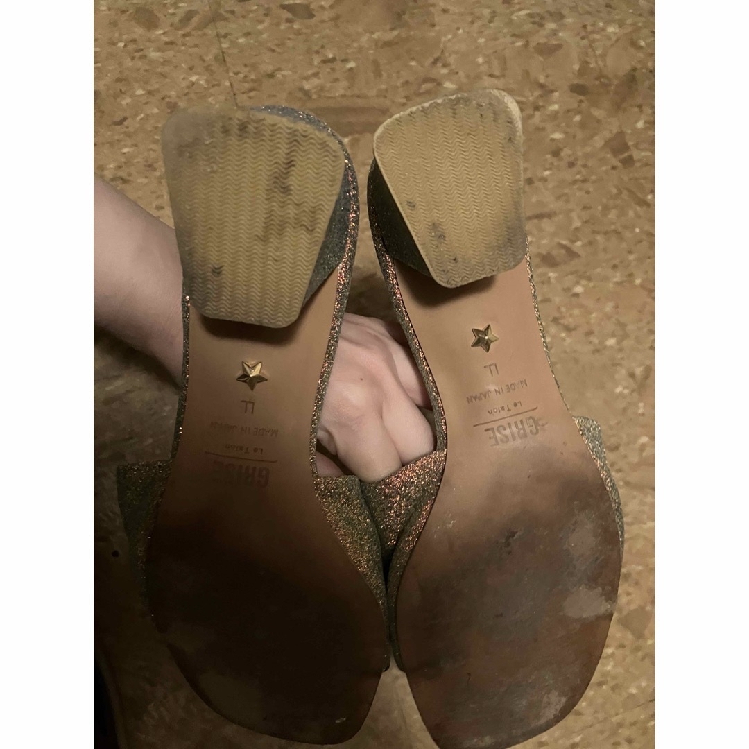 LL  24.5 キラキラ　サンダル　ローヒール　パンプス レディースの靴/シューズ(サンダル)の商品写真