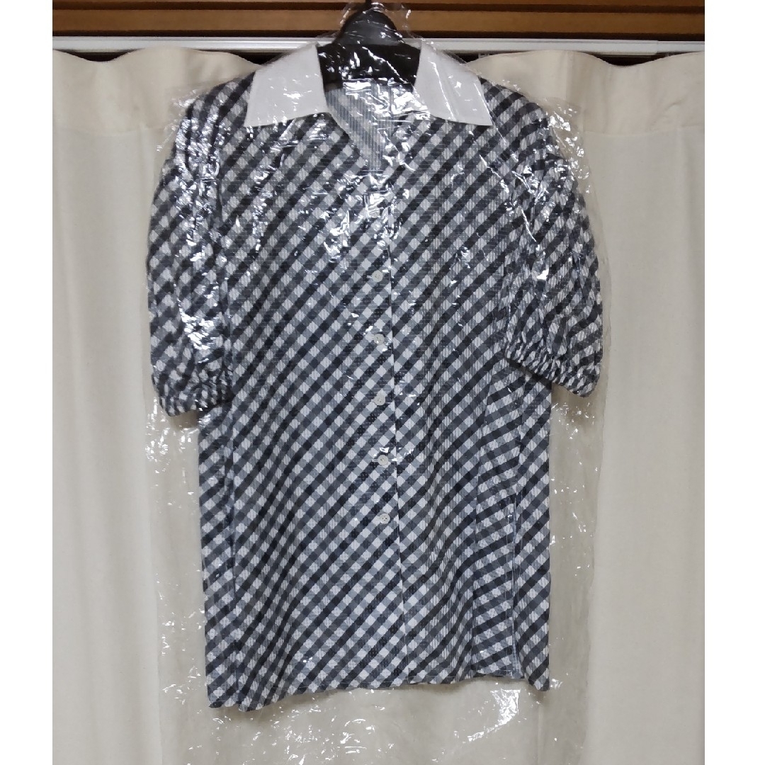 ロージーモンスター　バイアスギンガムブラウス　ブラック　半袖 レディースのトップス(シャツ/ブラウス(半袖/袖なし))の商品写真