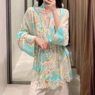 ザラ(ZARA)の【 ZARA 】　新品  XL  グリーン　緑　ガウン　カーディガン　リゾート(カーディガン)