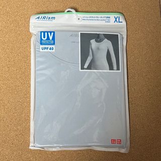 ユニクロ(UNIQLO)のエアリズムUVカットクルーネックT（長袖）XL   UNIQLO ユニクロ(アンダーシャツ/防寒インナー)