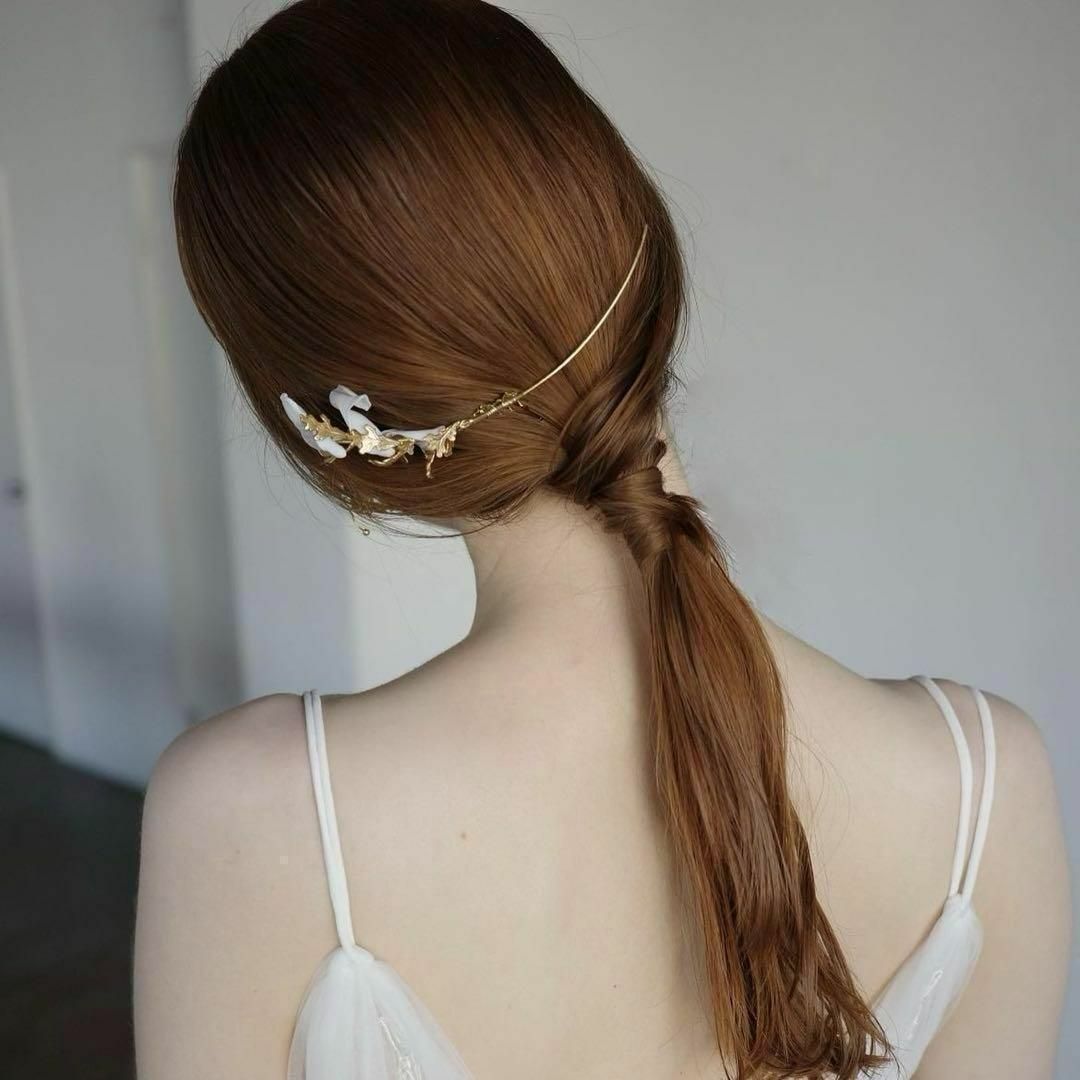 FLUA(フルア)のflua フルア【2way】flower haired ヘッドドレス　ブライダル レディースのヘアアクセサリー(バレッタ/ヘアクリップ)の商品写真