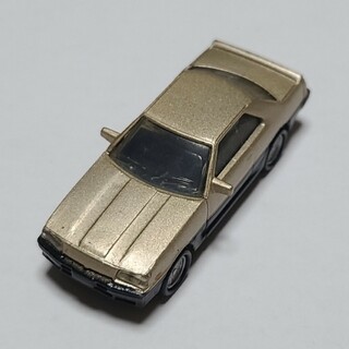 チョコエッグ スカイライン 2000TURBO RS-X ゴールド(ミニカー)