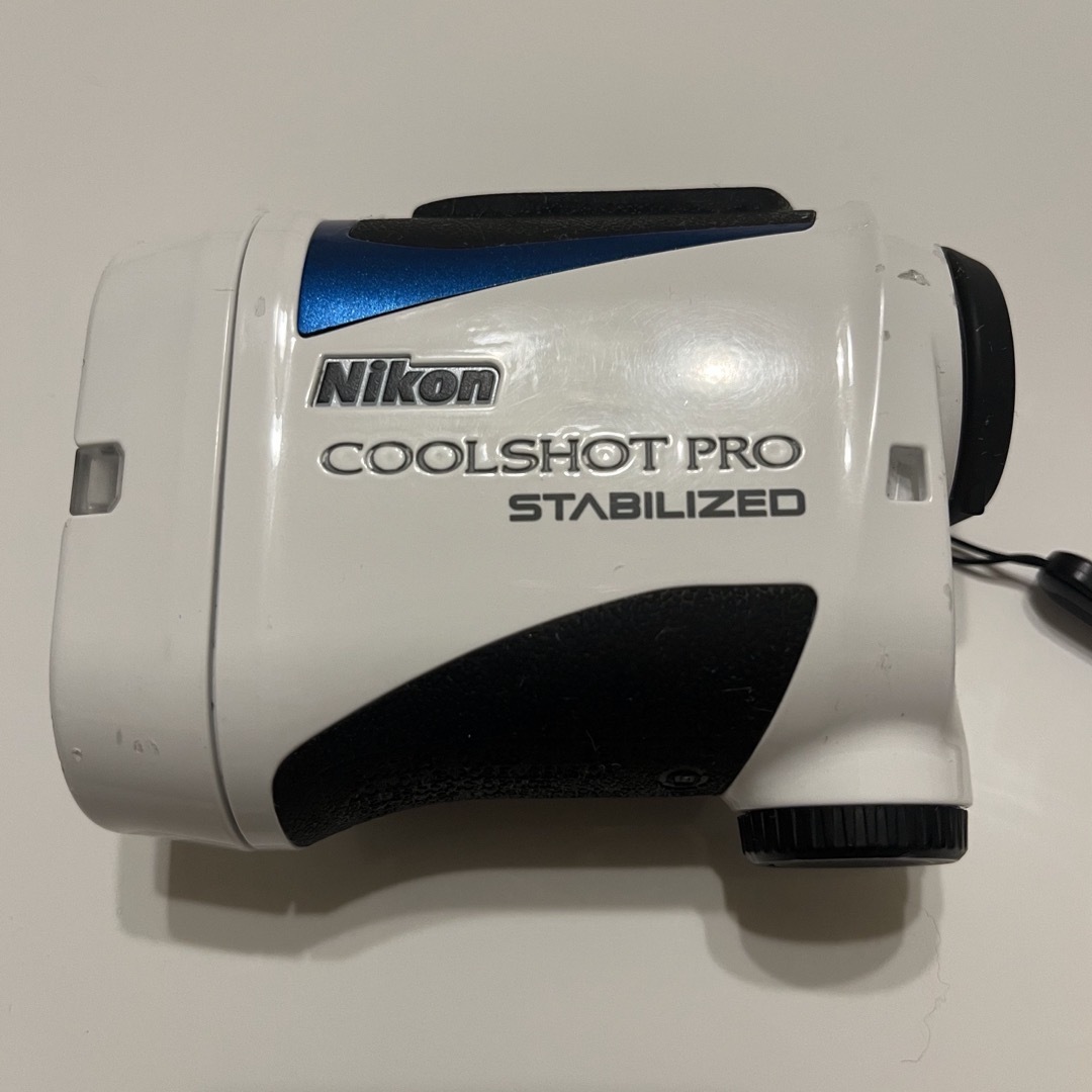 Nikon(ニコン)のNicon Coolshot Stabilized ハードカバー/電池2個付き チケットのスポーツ(ゴルフ)の商品写真