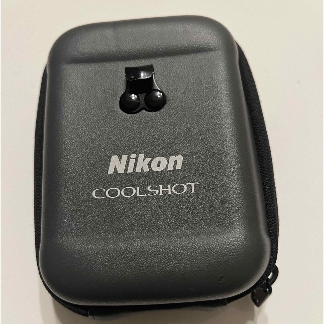 Nikon(ニコン)のNicon Coolshot Stabilized ハードカバー/電池2個付き チケットのスポーツ(ゴルフ)の商品写真