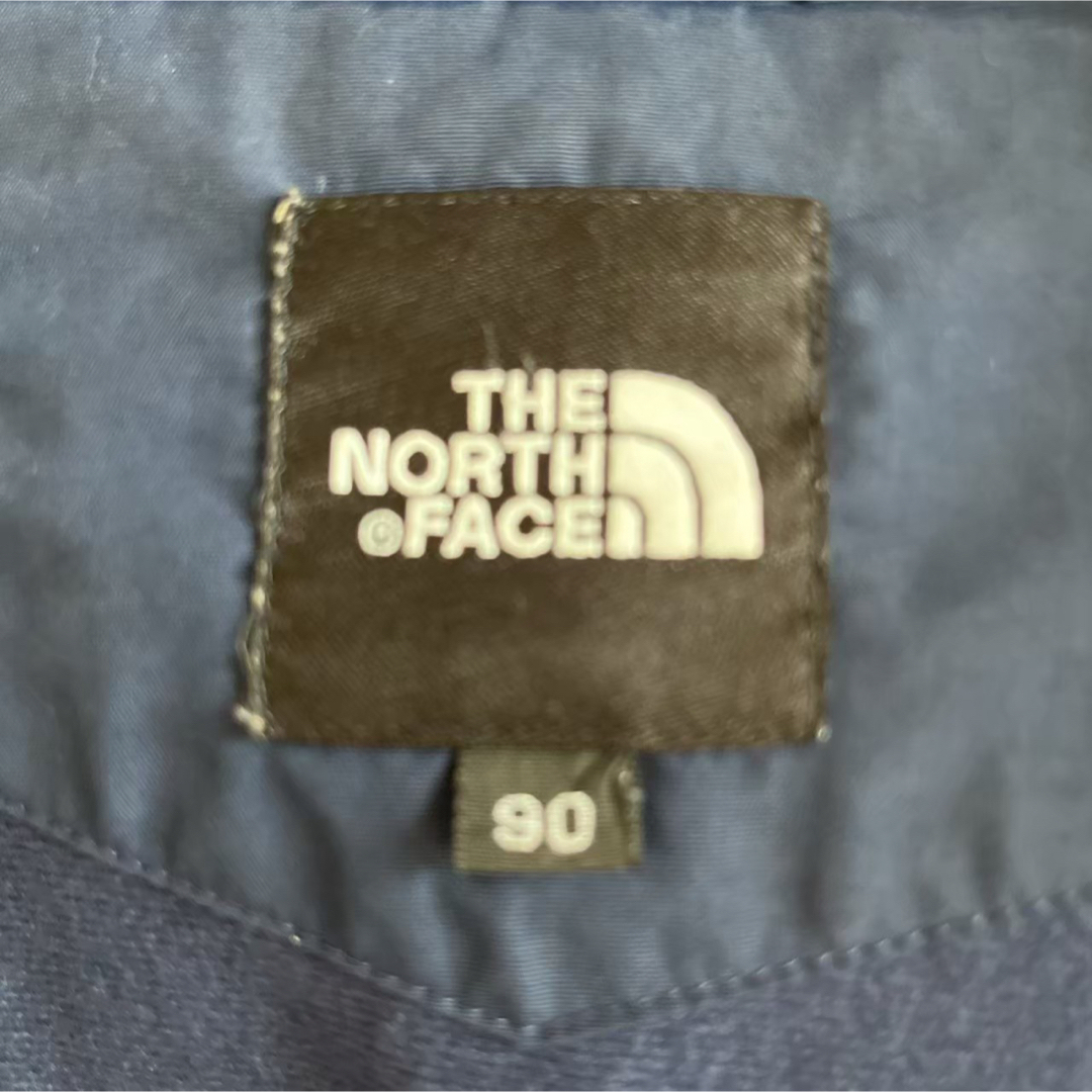 THE NORTH FACE(ザノースフェイス)のノースフェイス　マウンテンパーカー　ネイビー　レディースL レディースのジャケット/アウター(ナイロンジャケット)の商品写真