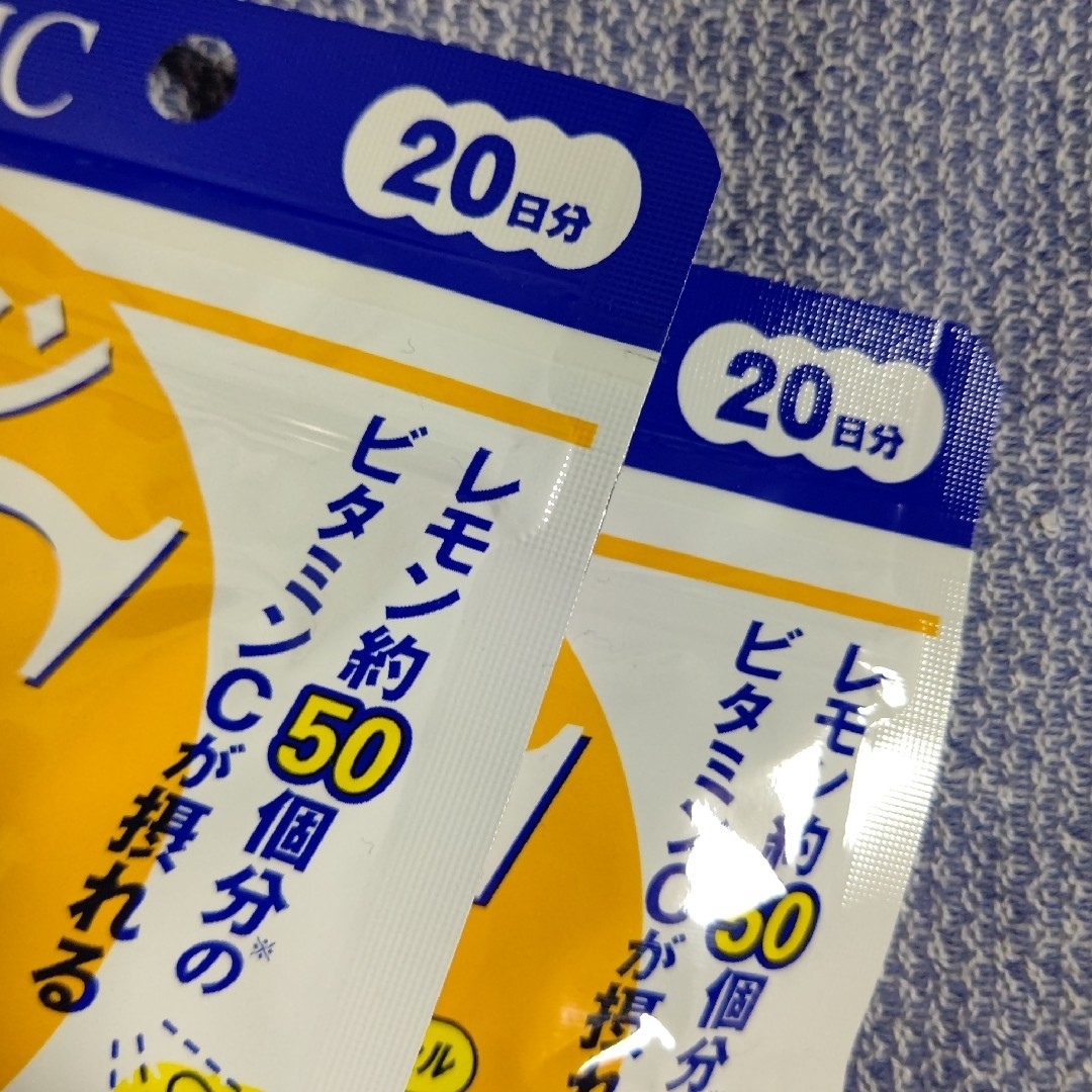 DHC(ディーエイチシー)のDHC  ビタミンC 20日分 ハードカプセル 40粒入り 2袋 食品/飲料/酒の健康食品(ビタミン)の商品写真