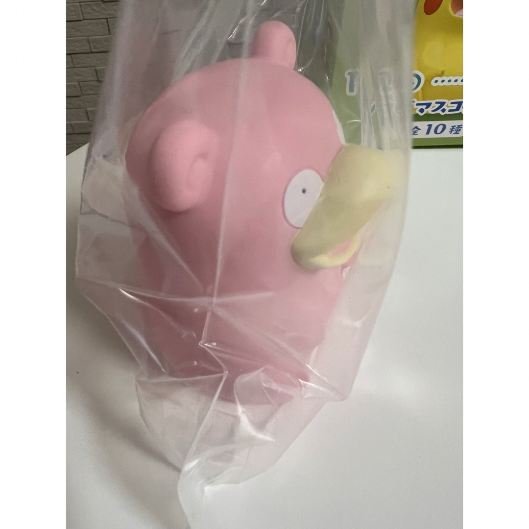 ポケモン(ポケモン)の［新品未開封］１　２の……ポカン！ソフビ マスコット BIG  ヤドン　コダック エンタメ/ホビーのおもちゃ/ぬいぐるみ(キャラクターグッズ)の商品写真