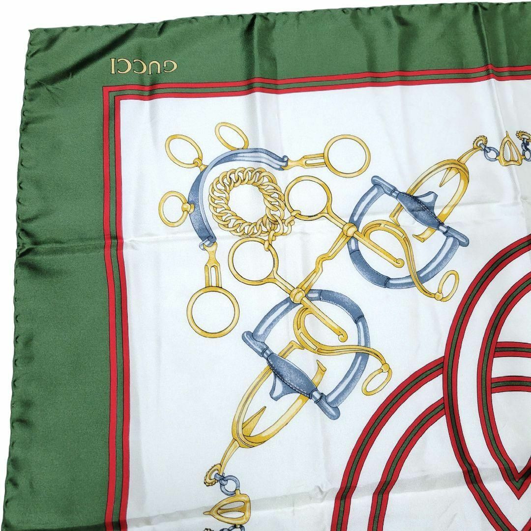 Gucci(グッチ)の【美品】GUCCI スカーフ   87×86cm GG グリーン ホワイト レディースのファッション小物(バンダナ/スカーフ)の商品写真