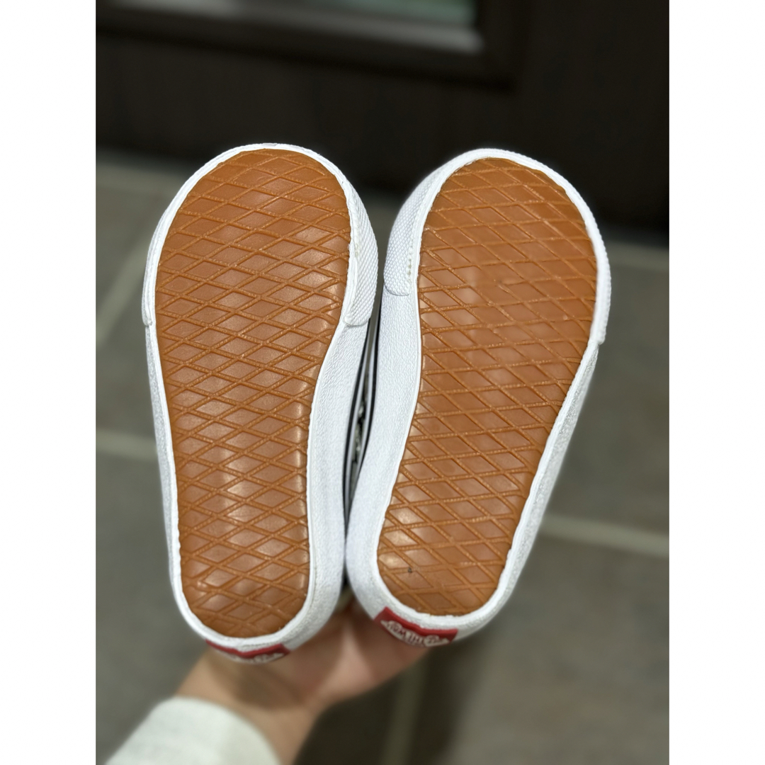 VANS(ヴァンズ)のvans キッズスニーカー シューズ 新品未使用 キッズ/ベビー/マタニティのキッズ靴/シューズ(15cm~)(スニーカー)の商品写真