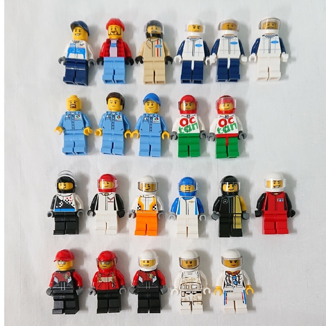 Lego(レゴ)のレゴミニフィグ レーサー Ford など ２２体セット⑤ エンタメ/ホビーのおもちゃ/ぬいぐるみ(その他)の商品写真