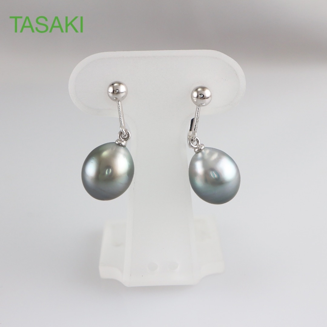 TASAKI(タサキ)の＜TASAKI＞　Pt900　タヒチ　イヤリング　9.4mm レディースのアクセサリー(イヤリング)の商品写真