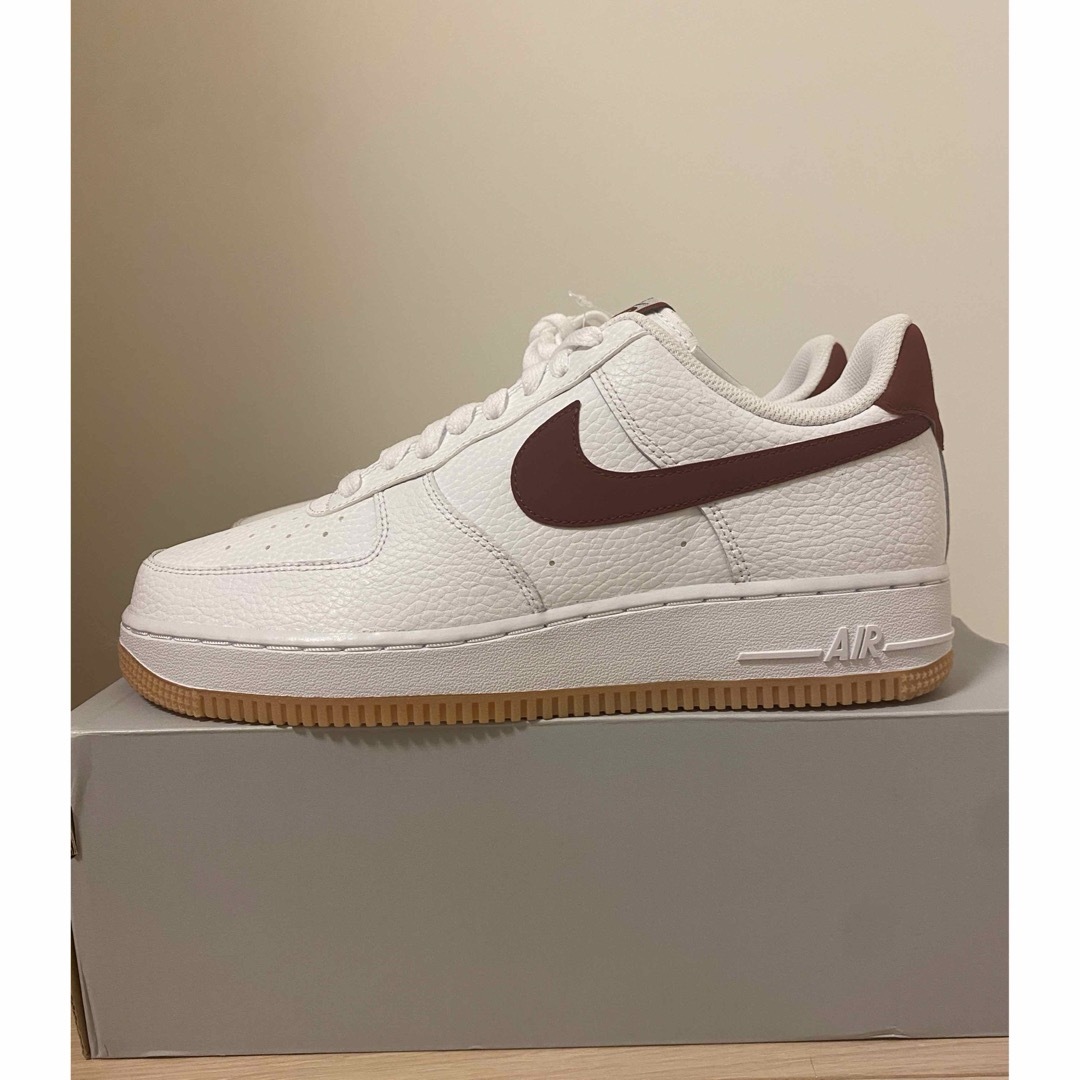 NIKE(ナイキ)の【完売品】NIKE AIR FORCE 1 '07 2 TEAM RED メンズの靴/シューズ(スニーカー)の商品写真