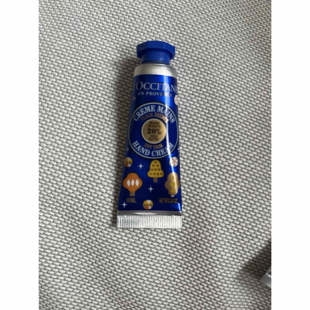 L'OCCITANE(ロクシタン)のL'OCCITANE SH スノーシア ハンドクリーム ミニサイズ 10ml新品 コスメ/美容のボディケア(ハンドクリーム)の商品写真