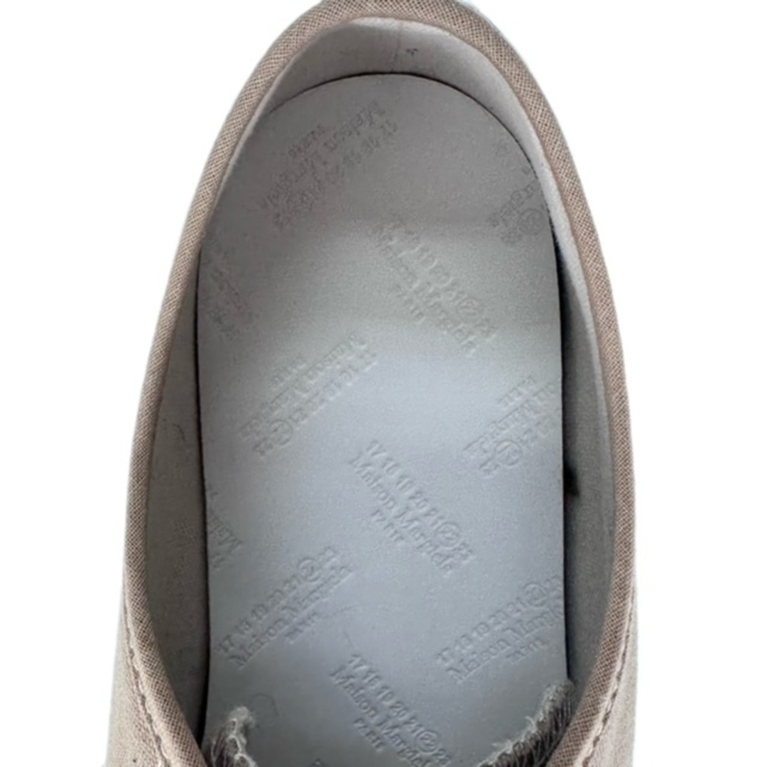Maison Martin Margiela(マルタンマルジェラ)の未使用品 メゾンマルジェラ 22 タビ キャンバス スニーカー 43 ベージュ メンズの靴/シューズ(スニーカー)の商品写真