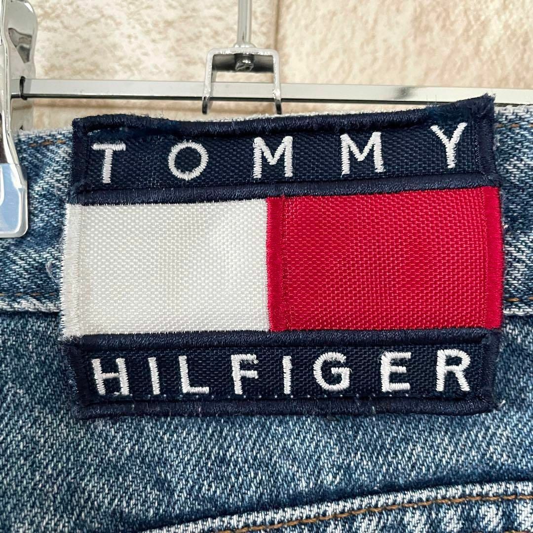 TOMMY HILFIGER(トミーヒルフィガー)のトミーヒルフィガー デニム 刺繍ロゴ カナダ製 ブルー メンズのパンツ(デニム/ジーンズ)の商品写真