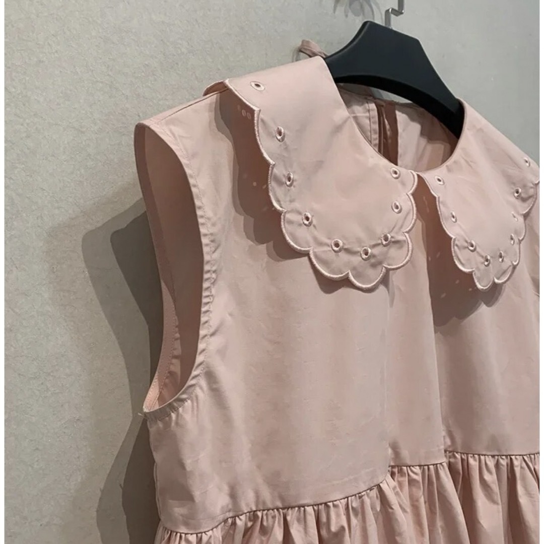 スカラップ刺繍ノースリーブブラウス スカラップ刺繍ノースリーブブラウス