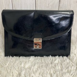 グッチ(Gucci)のGUCCI エナメル　セカンドバッグ　クラッチバッグ　ブラック　金具(セカンドバッグ/クラッチバッグ)