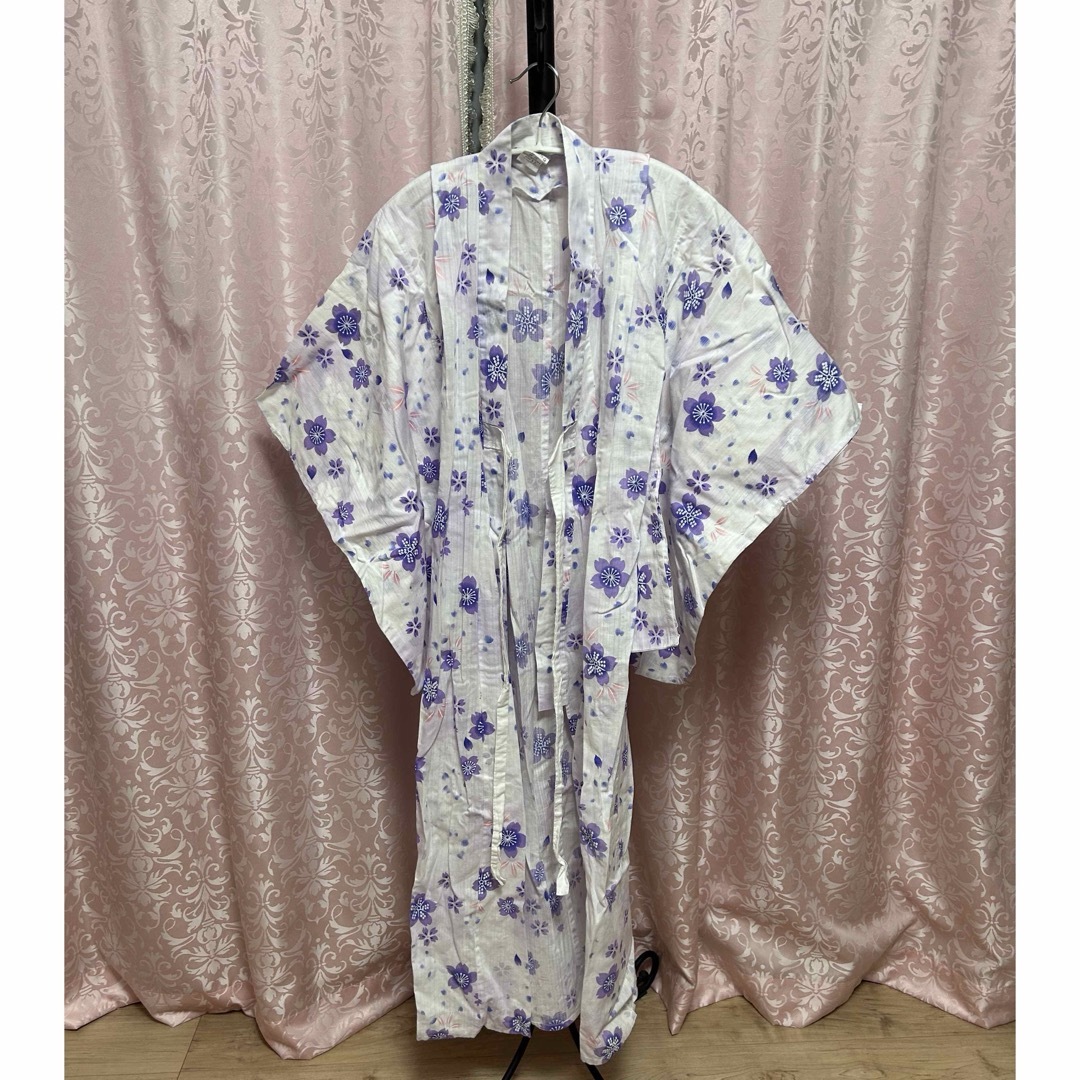 浴衣☆桜柄 キッズ/ベビー/マタニティのキッズ服女の子用(90cm~)(甚平/浴衣)の商品写真