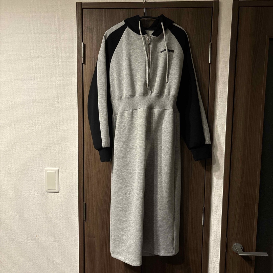 JIL SANDER/ジル サンダー パーカーワンピース レディースのワンピース(ロングワンピース/マキシワンピース)の商品写真