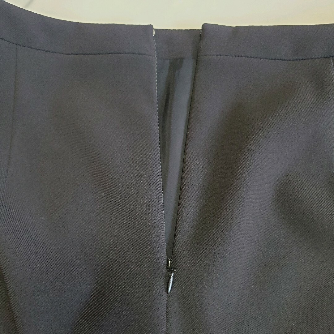 BEIGE,(ベイジ)のasa様 ベイジ タイトスカート 洗える ストレッチ 日本製 黒 ブラック レディースのスカート(ひざ丈スカート)の商品写真
