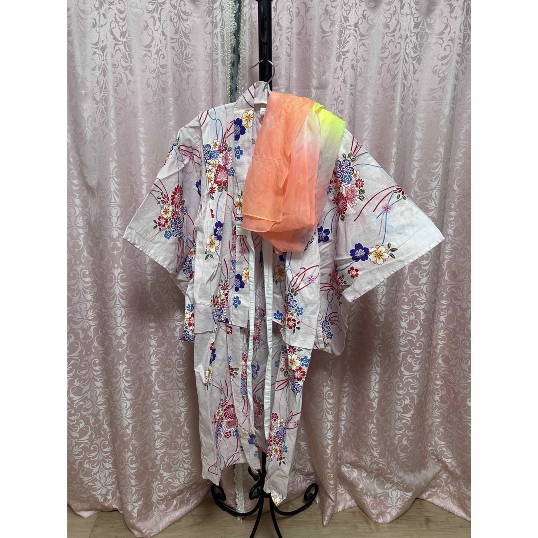 浴衣☆菊柄 帯付き キッズ/ベビー/マタニティのキッズ服女の子用(90cm~)(甚平/浴衣)の商品写真