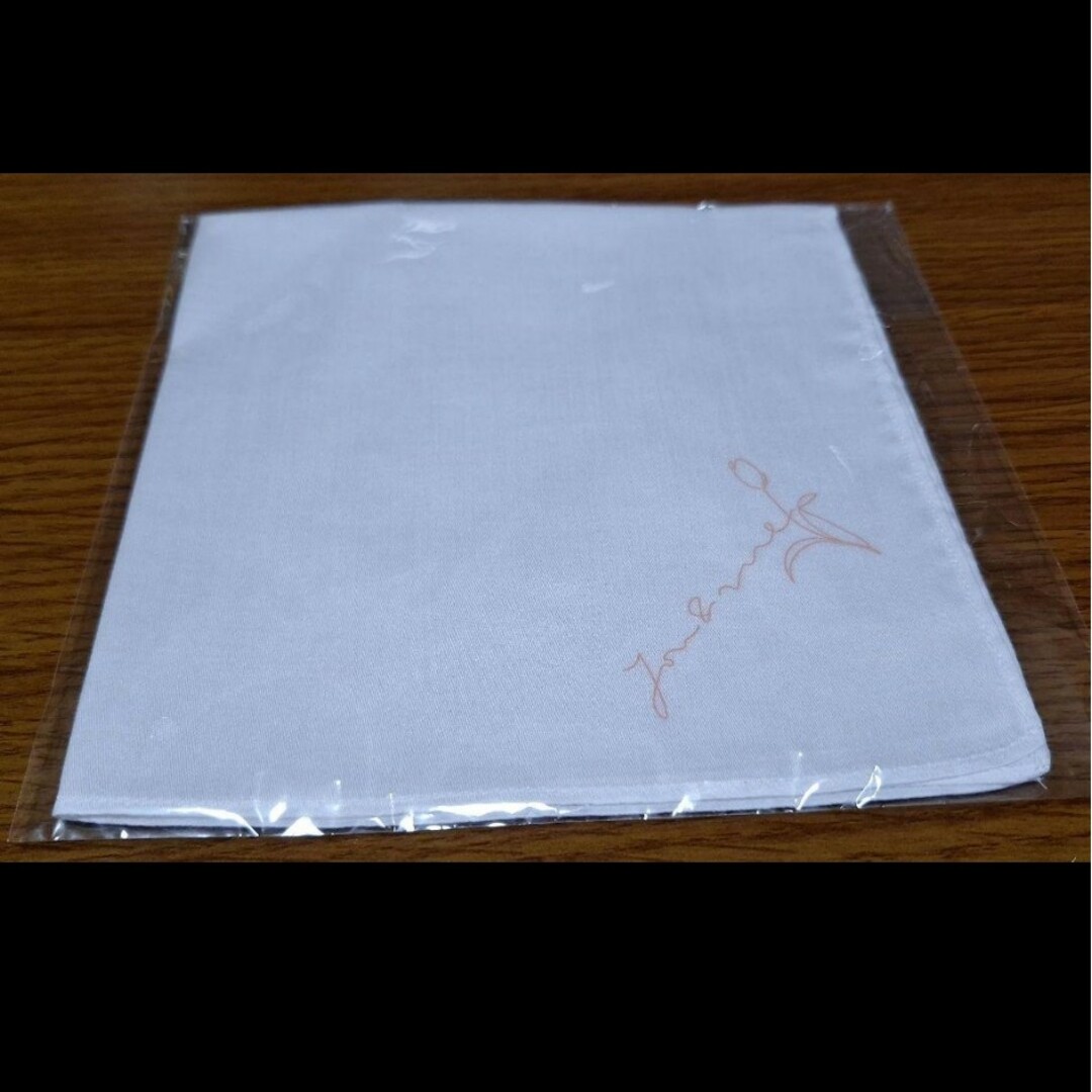 ゼクシィ ウエディングハンカチ 白 ホワイト レディースのファッション小物(ハンカチ)の商品写真