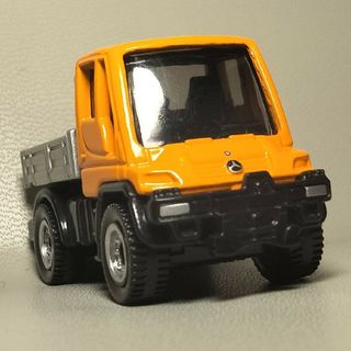 4655トミカ 2011年 メルセデスベンツ ウニモグ ダンプ(ミニカー)