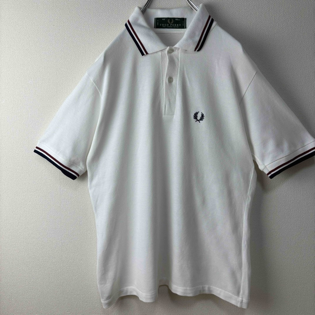 FRED PERRY(フレッドペリー)のフレッドペリー　ポロシャツ　半袖　ビンテージ　M12 白赤紺　40 L 古着 メンズのトップス(ポロシャツ)の商品写真