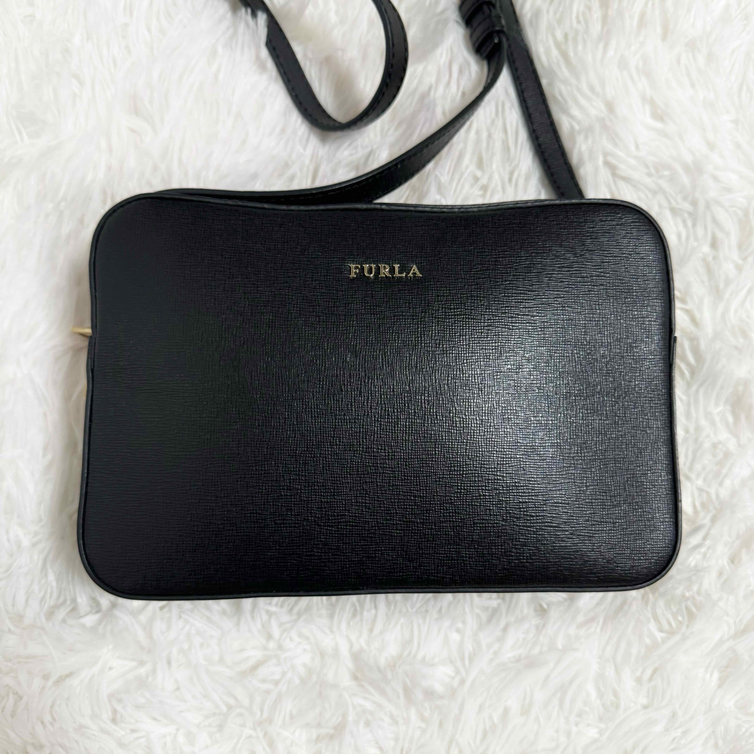 Furla(フルラ)の超美品✨FURLA フルラ　リリー　ショルダーバッグ  レディースのバッグ(ショルダーバッグ)の商品写真