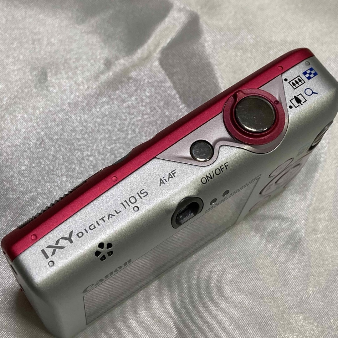 Canon(キヤノン)のキャノンCanon IXY 110IS 美品 レッド　メモリーカード付き スマホ/家電/カメラのカメラ(コンパクトデジタルカメラ)の商品写真
