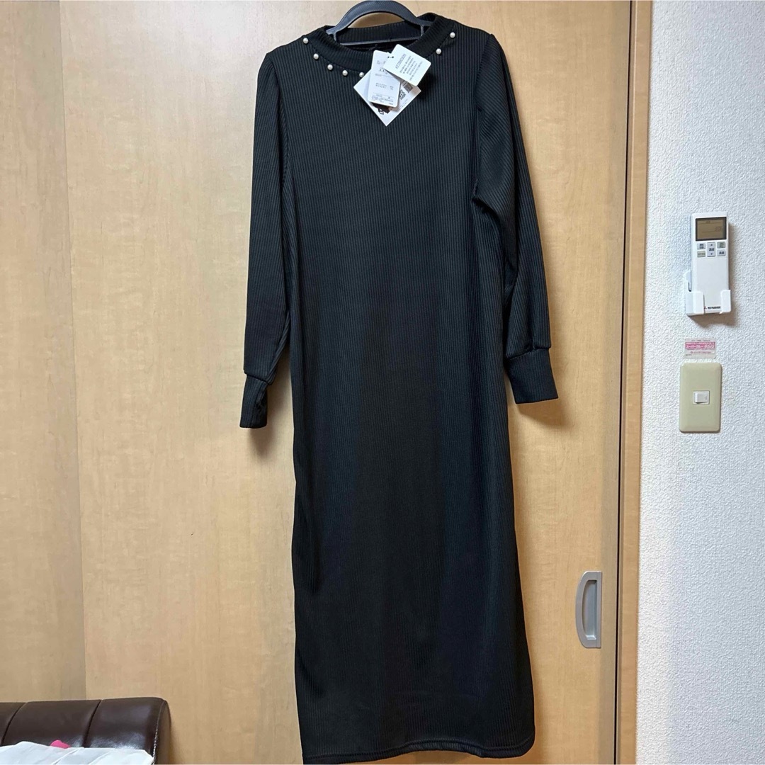 新品・タグ付き　mumu&co. レディース　 ロングワンピース　Mサイズ レディースのワンピース(ロングワンピース/マキシワンピース)の商品写真