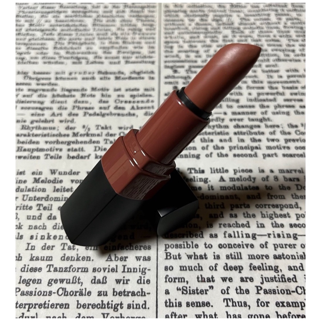 BOBBI BROWN(ボビイブラウン)のBobby Brown ボビイブラウン クラッシュドリップカラー 35 ココア コスメ/美容のベースメイク/化粧品(口紅)の商品写真