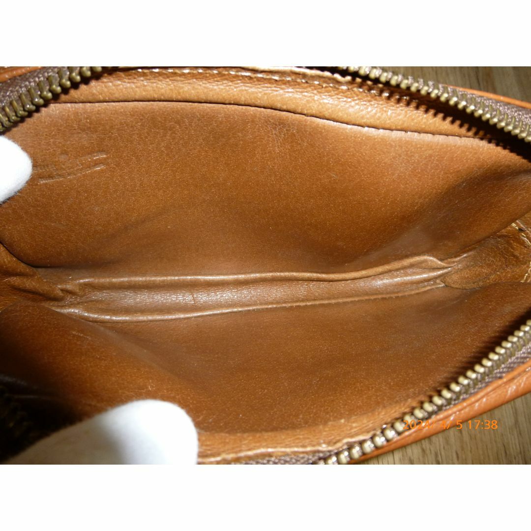 LOUIS VUITTON(ルイヴィトン)のルイヴィトンセカンドバック（小さめ） レディースのバッグ(クラッチバッグ)の商品写真