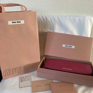 ミュウミュウ(miumiu)のmiumiu 長財布　ピンク　国内正規品　証明書あり(財布)