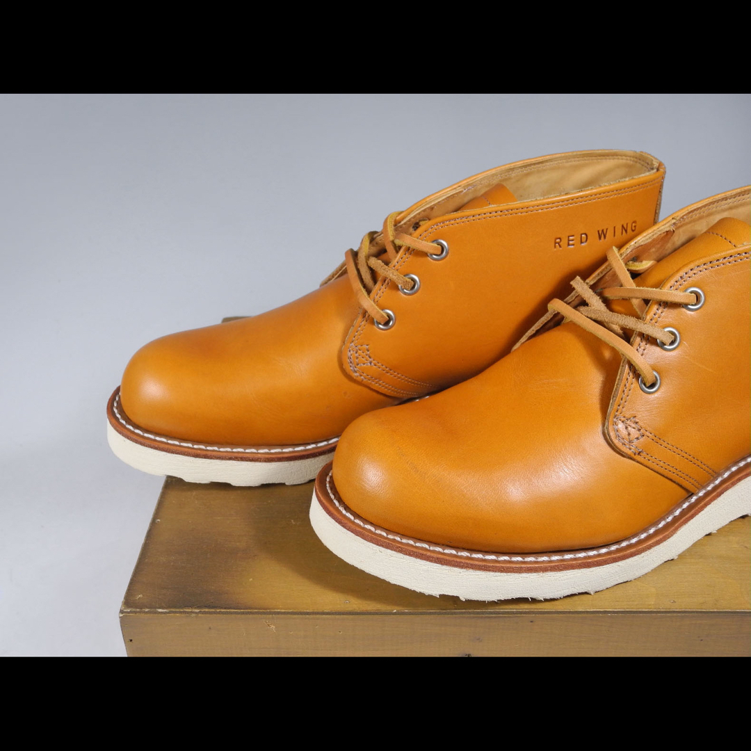 REDWING(レッドウィング)の9853チャッカゴールドラセット9852 9875 9871 9877 9866 メンズの靴/シューズ(ブーツ)の商品写真