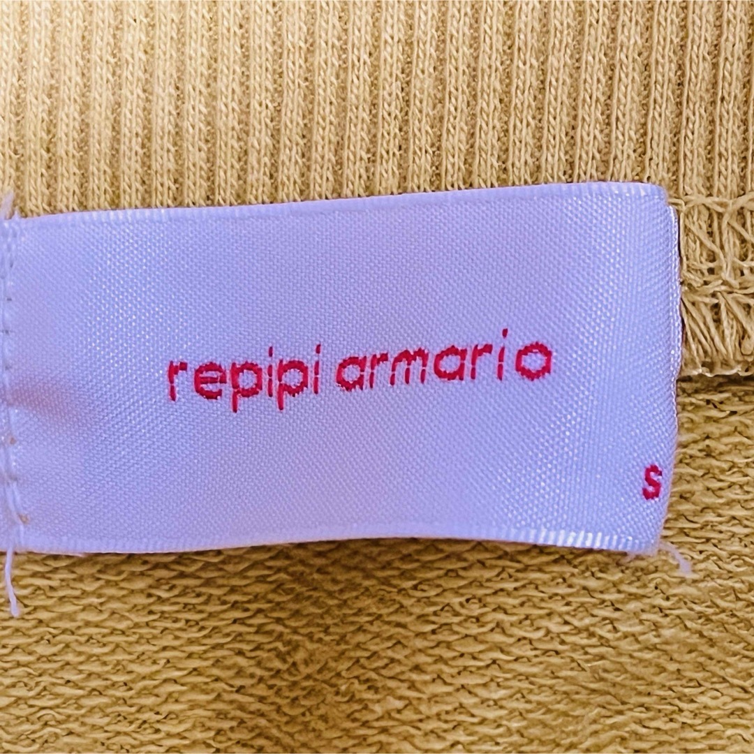 repipi armario(レピピアルマリオ)のrepipi armario トレーナー　ニット　ショート丈　レディースS レディースのトップス(トレーナー/スウェット)の商品写真