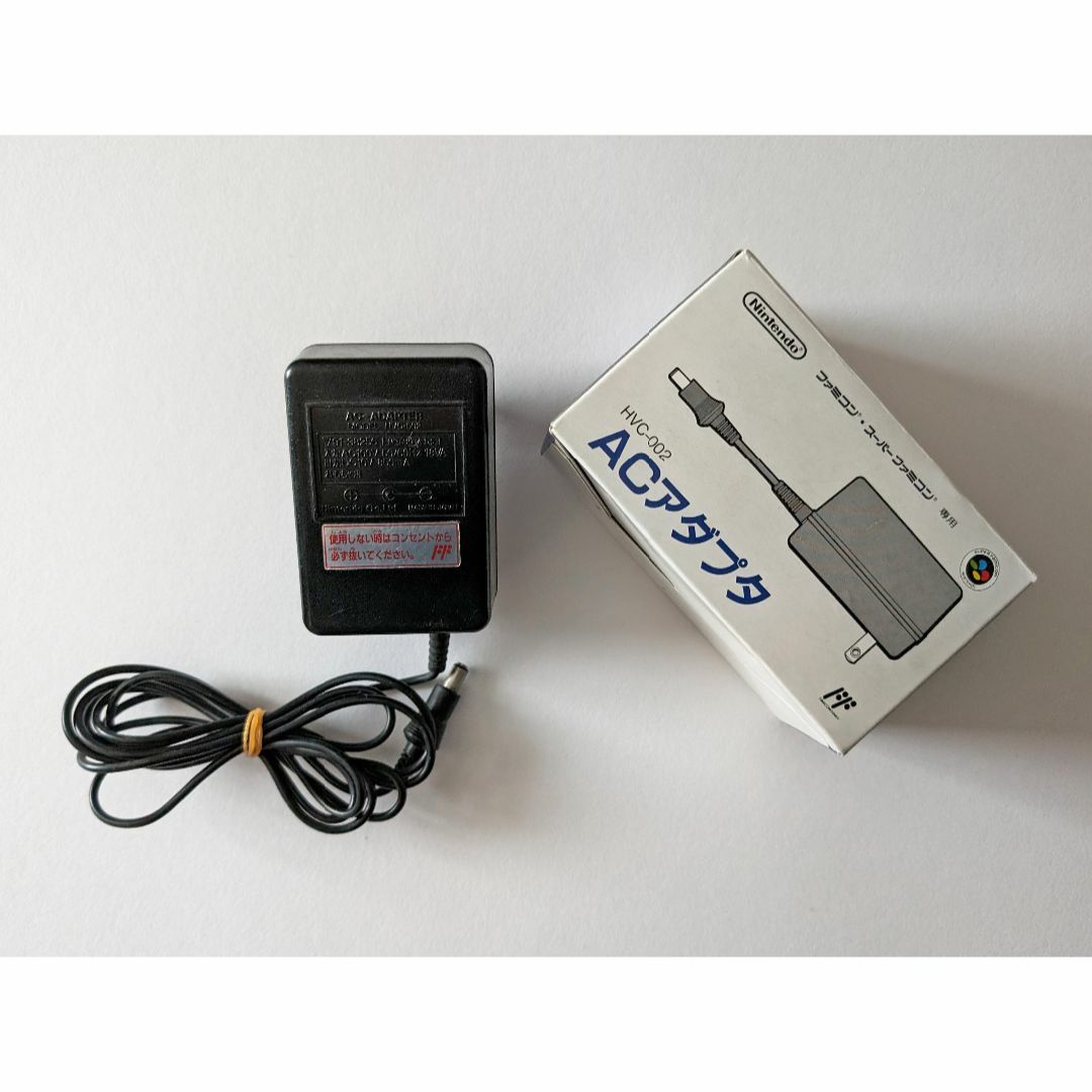 スーパーファミコン(スーパーファミコン)のSFC ACアダプタ 箱あり　スーファミ ファミコン AC Adapter エンタメ/ホビーのゲームソフト/ゲーム機本体(その他)の商品写真