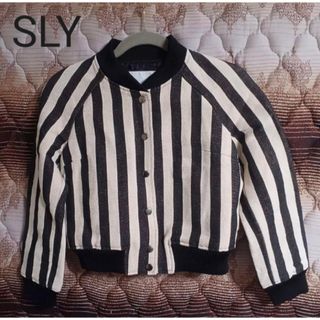 スライ(SLY)のSLY　コート　ブルゾン　ショート丈　ストライプ　モノトーン(ブルゾン)