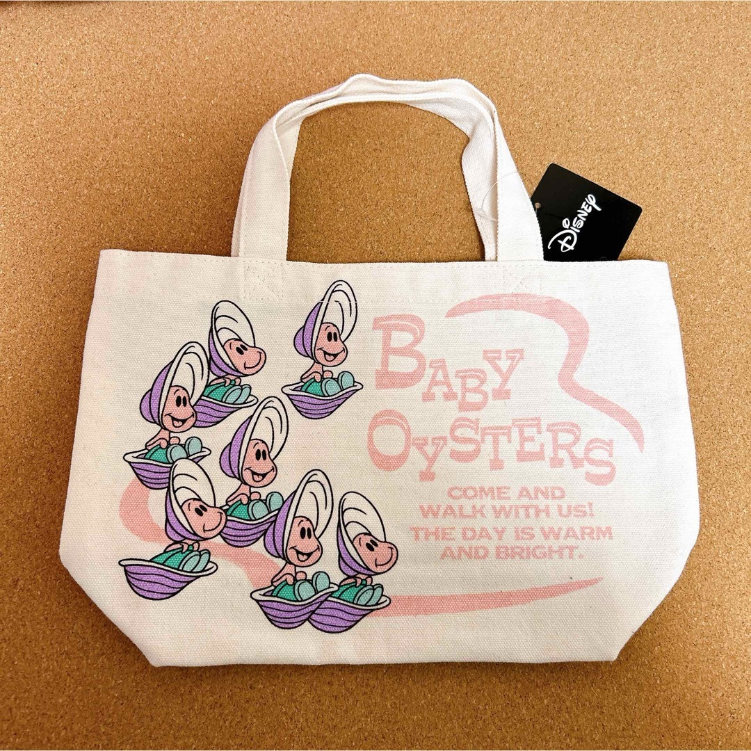 Disney(ディズニー)のふしぎの国のアリス ヤングオイスター ランチトート サブバッグ 未使用品 レディースのバッグ(トートバッグ)の商品写真