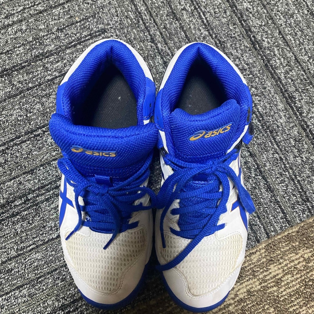 asics(アシックス)のアシックス　　バスケットシューズ　24センチ スポーツ/アウトドアのスポーツ/アウトドア その他(バスケットボール)の商品写真