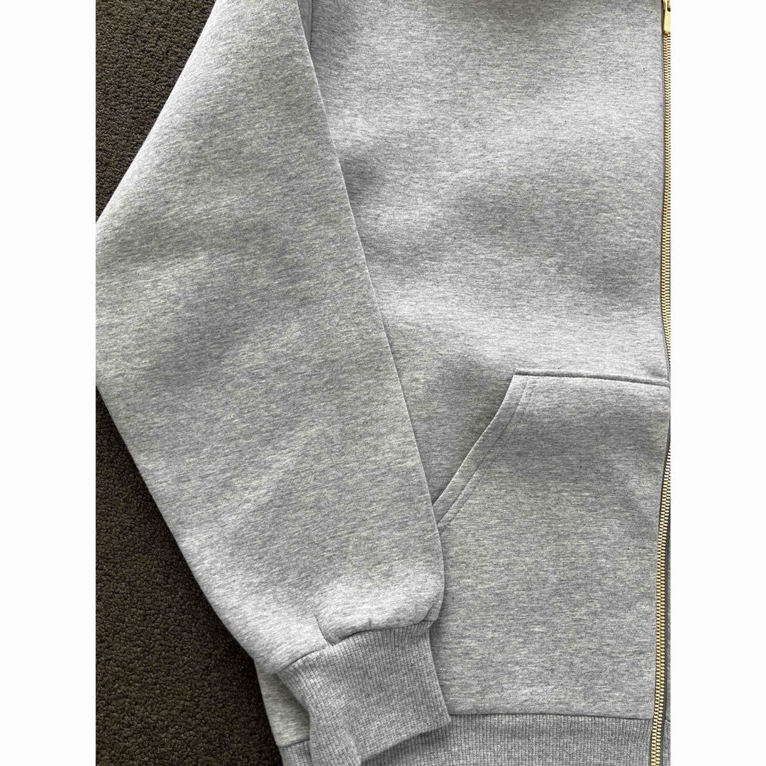Oversized ジップ フーディー Oversized ジップ フーディー