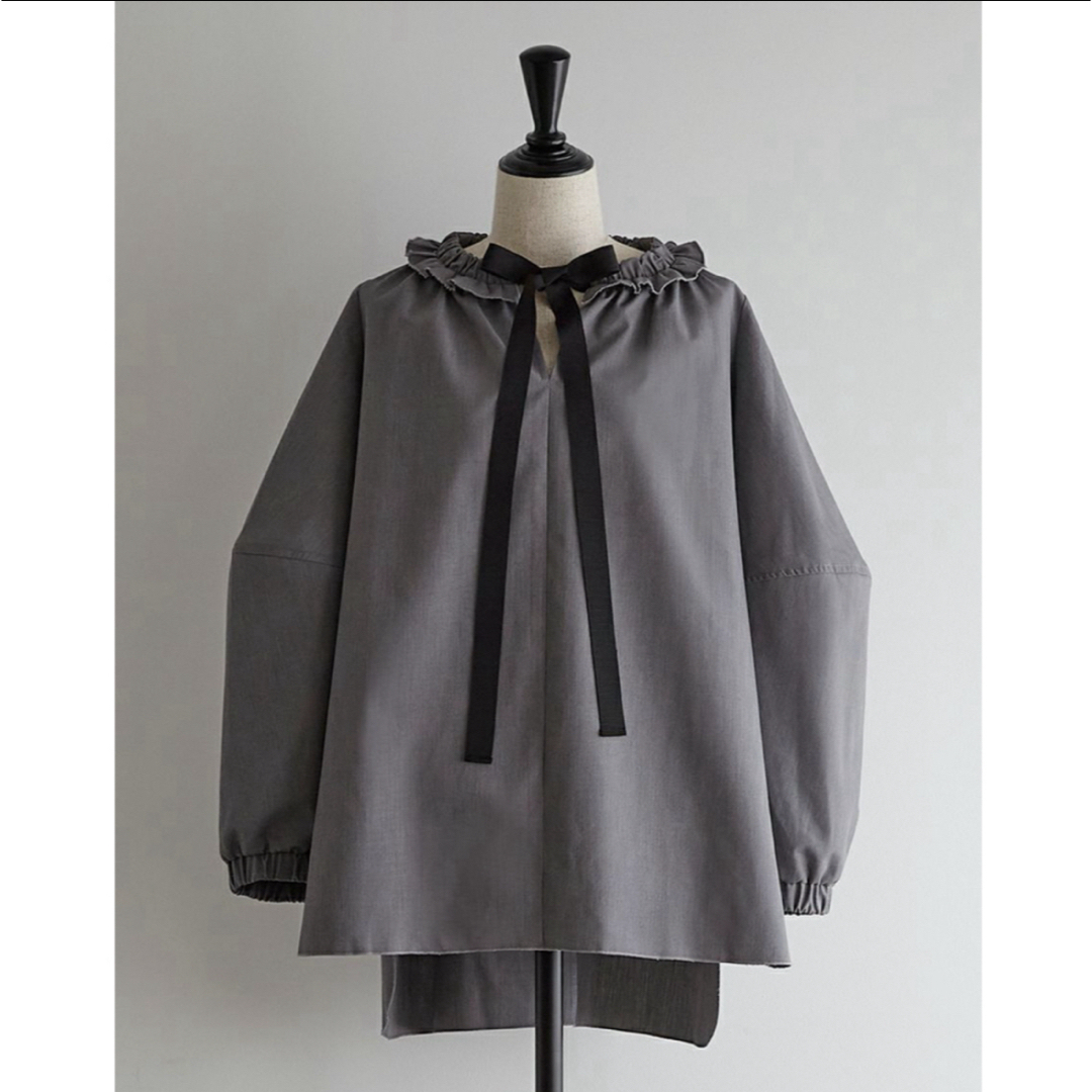 Drawer(ドゥロワー)のbow.a●PETITEFRILLBLOUSE レディースのトップス(シャツ/ブラウス(長袖/七分))の商品写真