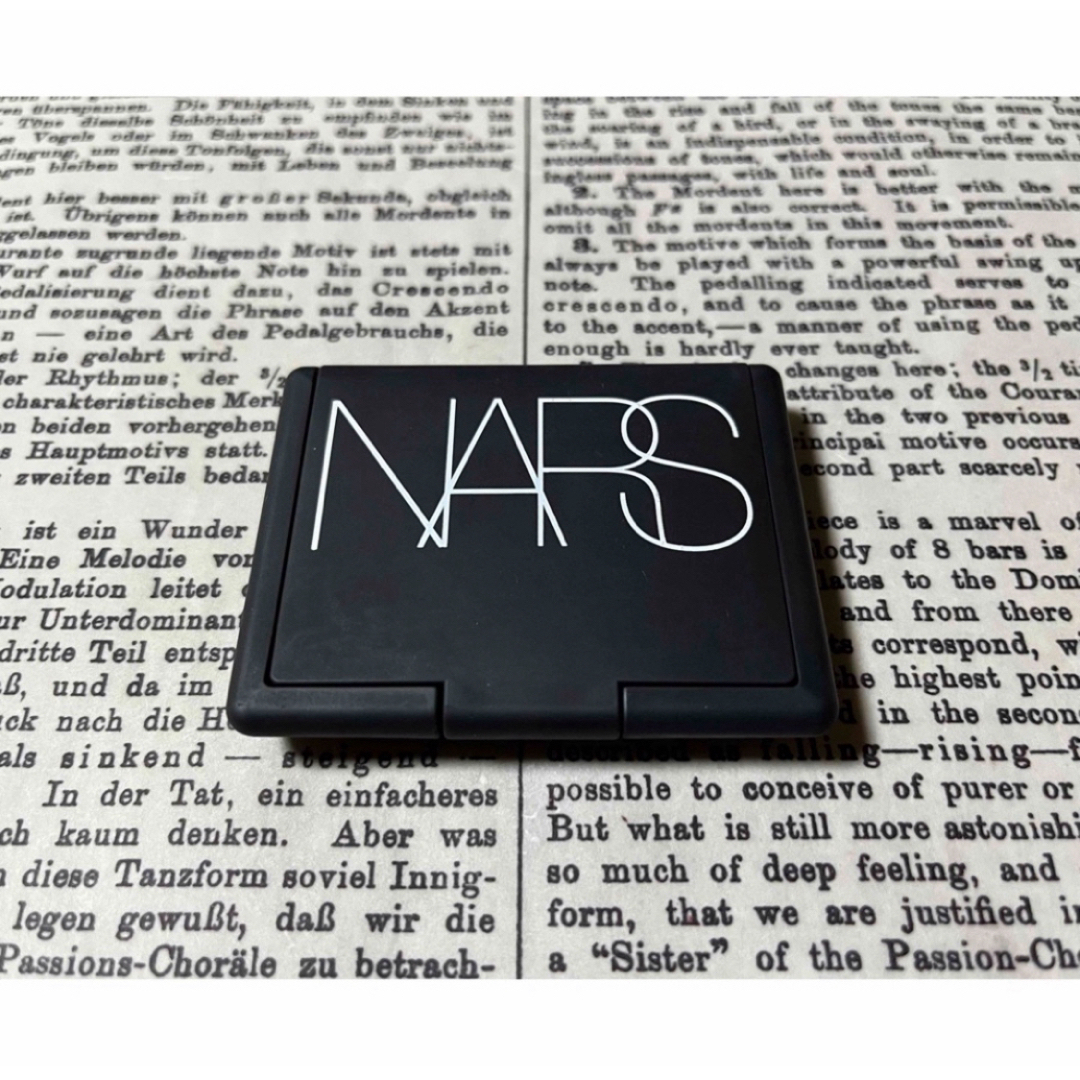 NARS(ナーズ)のNARS ナーズ ブラッシュ 4024 NIKO コスメ/美容のベースメイク/化粧品(チーク)の商品写真