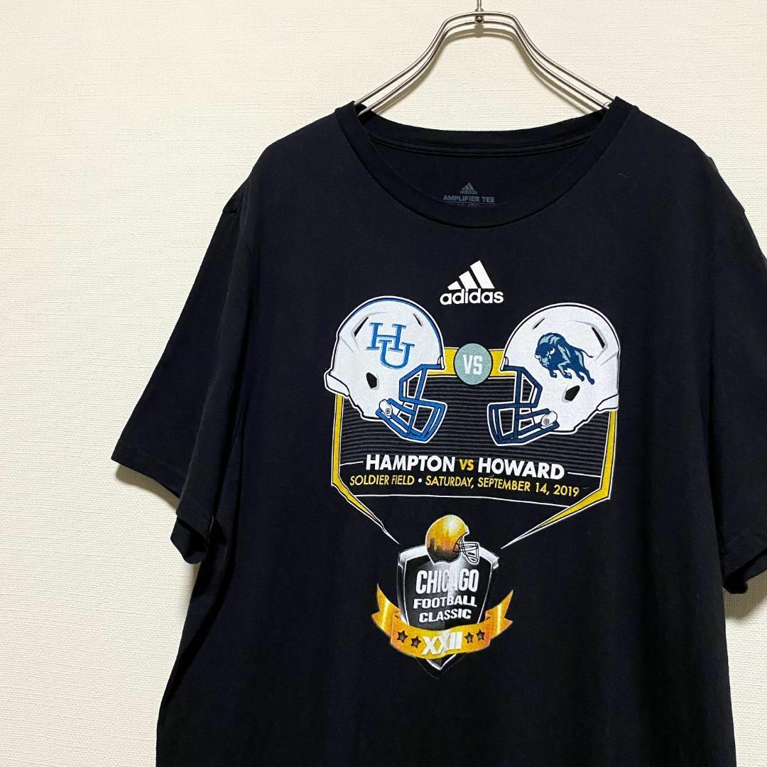 adidas(アディダス)のアメリカ古着　アディダス　半袖　Ｔシャツ　カレッジ　プリント　アメフト　Q148 メンズのトップス(Tシャツ/カットソー(半袖/袖なし))の商品写真