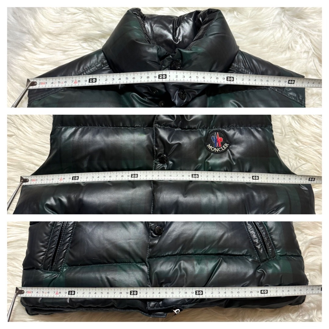 MONCLER(モンクレール)の本物 国内正規品 モンクレール CORBIER チェック柄 ダウンベスト 濃緑0 メンズのジャケット/アウター(ダウンベスト)の商品写真