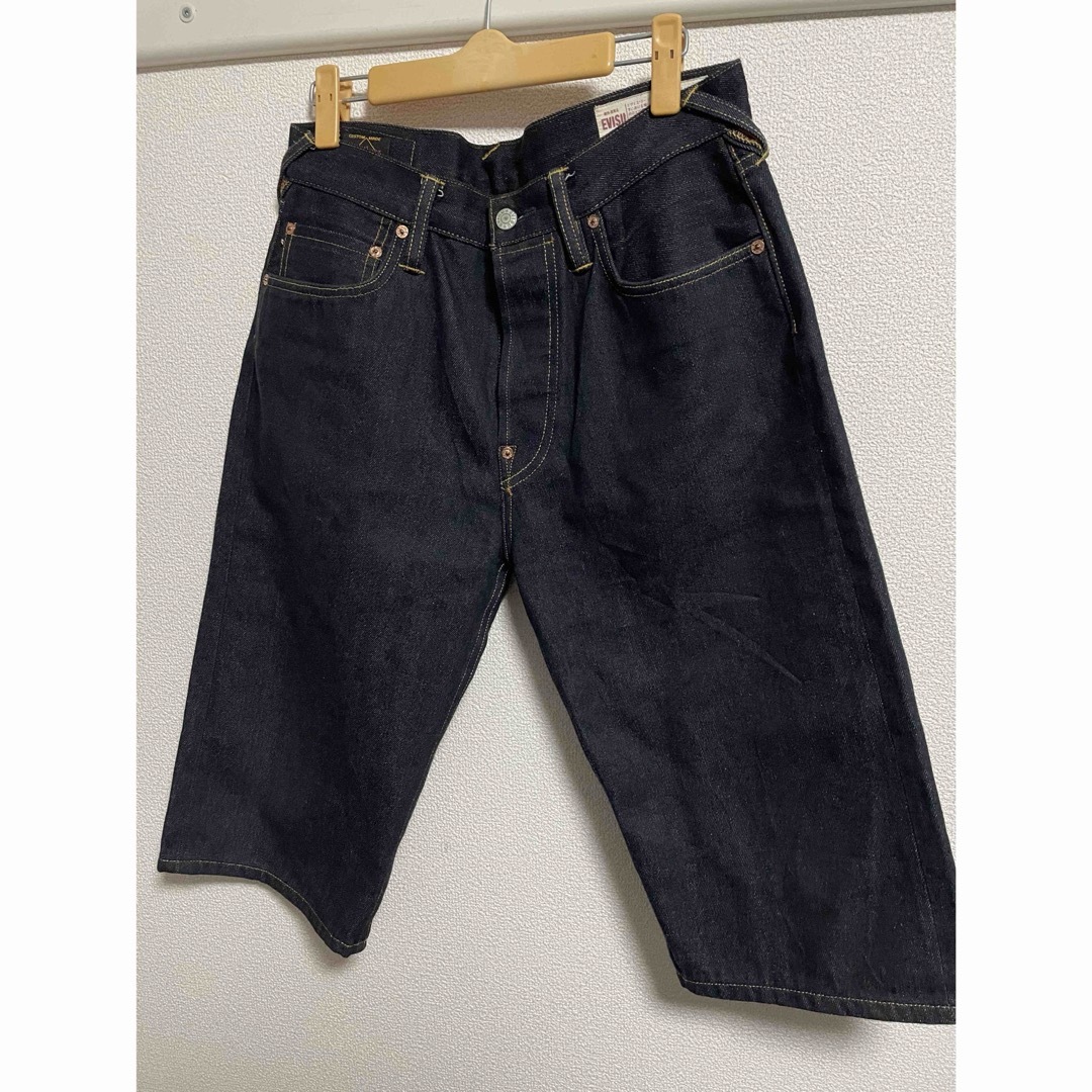EVISU(エビス)のEVISU エヴィス  Lot. 0001 W31  濃紺デニム メンズのパンツ(ショートパンツ)の商品写真