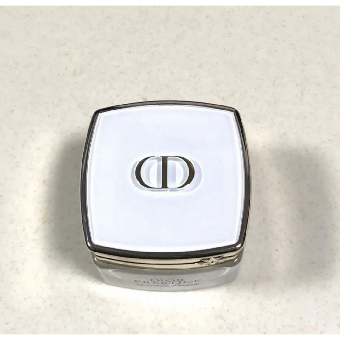 Dior(ディオール)のディオール プレステージ ホワイト ラ クレーム ルミエール N 15ml コスメ/美容のスキンケア/基礎化粧品(フェイスクリーム)の商品写真